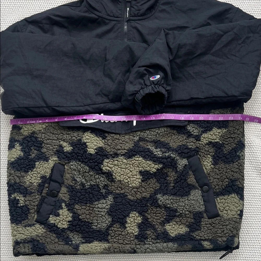 Champion Men's Black and Camo Performance Jacket